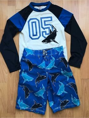 Gymboree sharks kids swimsuit set rashguard top & swim trunk size L